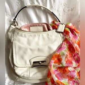Cream Coach Kristen w/Petal Pink Satin.